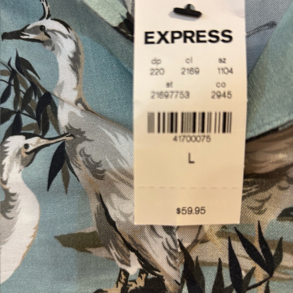 Express Men’s Blue Button-Down Loose Fit Short Sleeve Shirt Bird Pattern L  NWT - Picture 3 of 7